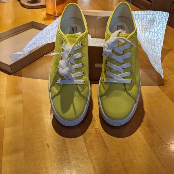 Steve Madden shoes, size 9, brand new in a box - Picture 4 of 8
